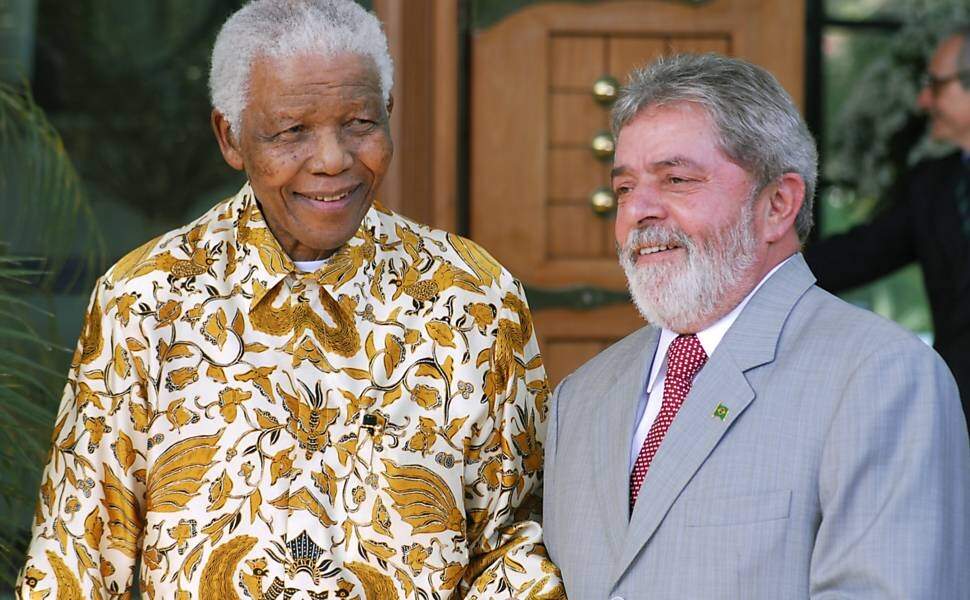 Nelson Mandela morre aos 95 anos na África do Sul